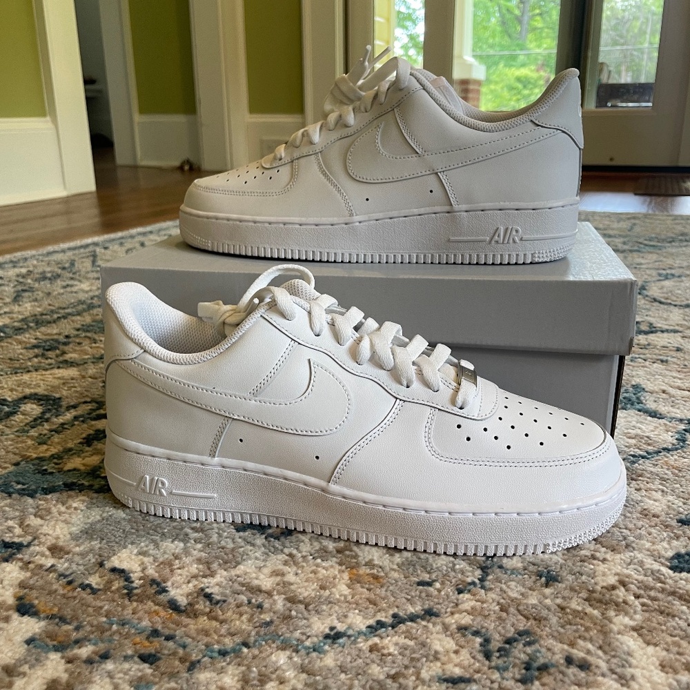 NEW Nike Air Force 1 White- Size US M 10